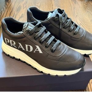 Prada nylon piuma
